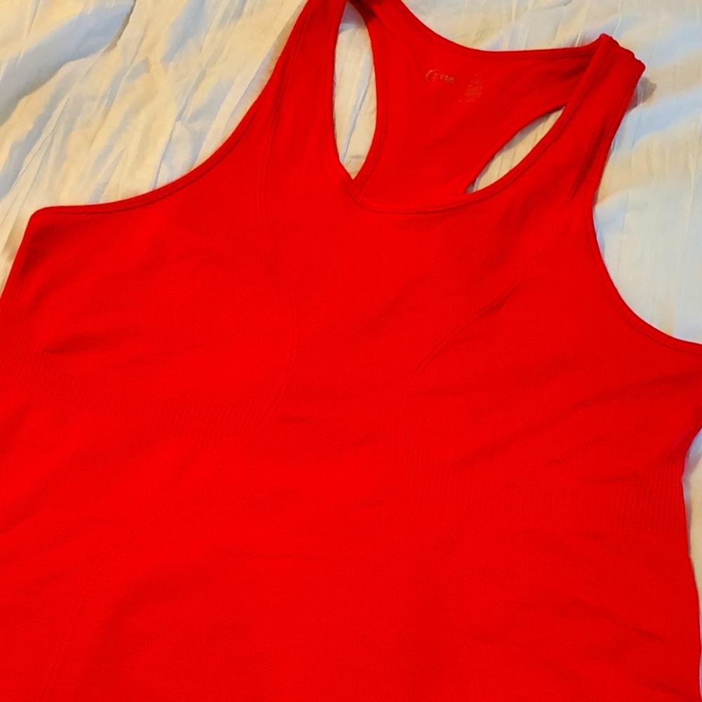 Zyia copper charge tank